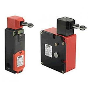  锁定式安全开关